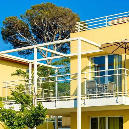 Appartement Sea View For 6